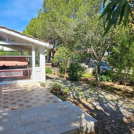Guest house Montedarena